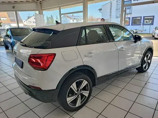 Gebraucht Audi Q2 Comfort 150 PS (110 kW) 2019 Weiß SUV