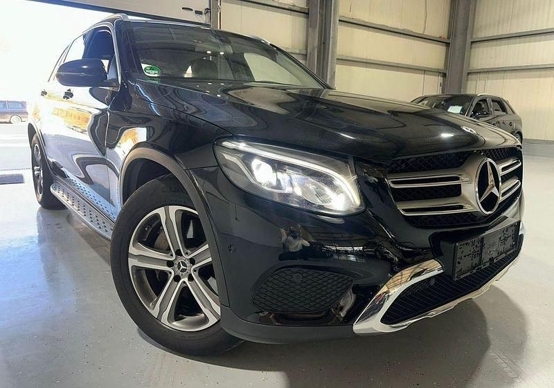 Gebraucht Mercedes GLC220 170 PS (125 kW) 2018 Schwarz/baltic black SUV