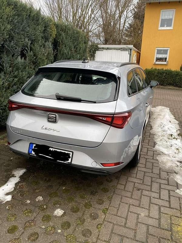 Gebraucht Seat Leon Style 150 PS (110 kW) 2021 Grau Kombi