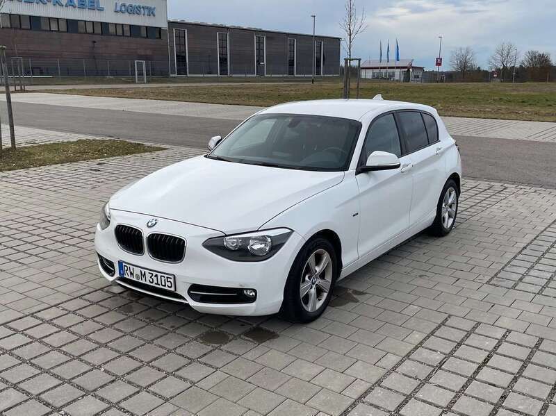 Weiß Gebraucht 2014 BMW 116 Efficient Dynamics Kleinwagen | 7.400 € (Guter Preis) - Bild 1/4