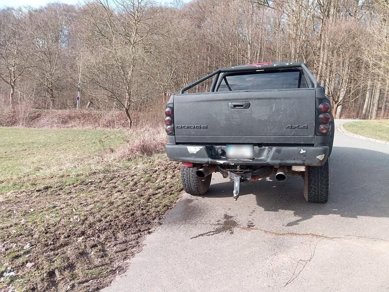 Second-hand Dodge Ram 345 CP (253 kW) 2004 Negru Pickup