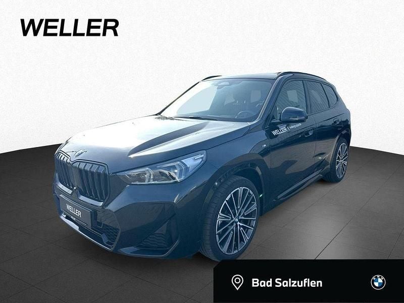 Gebraucht BMW X1 Performance 197 PS (144 kW) 2023 Black sapphire (schwarz) SUV