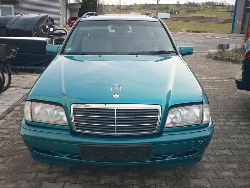 Gebraucht 1998 Mercedes C180 Classic Limousine | 1.300 € (Guter Preis) - Bild 1/4