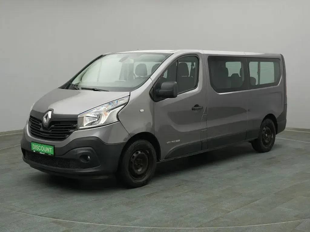 Gebraucht Renault Trafic Expression 145 PS (106 kW) 2016 Grau Van / Kleinbus