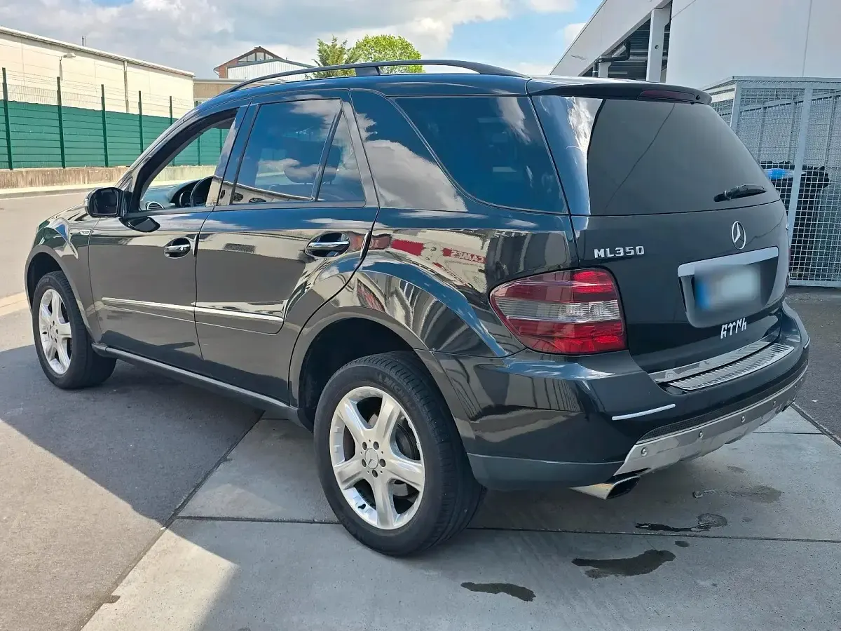 Gebraucht Mercedes ML350 2005 Schwarz SUV