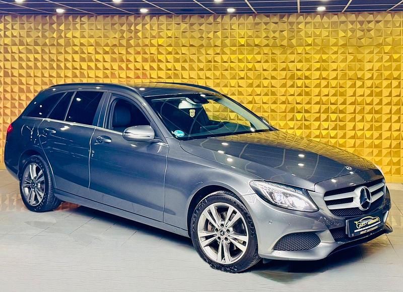 Gebraucht Mercedes C200 136 PS (100 kW) 2018 Grau Kombi