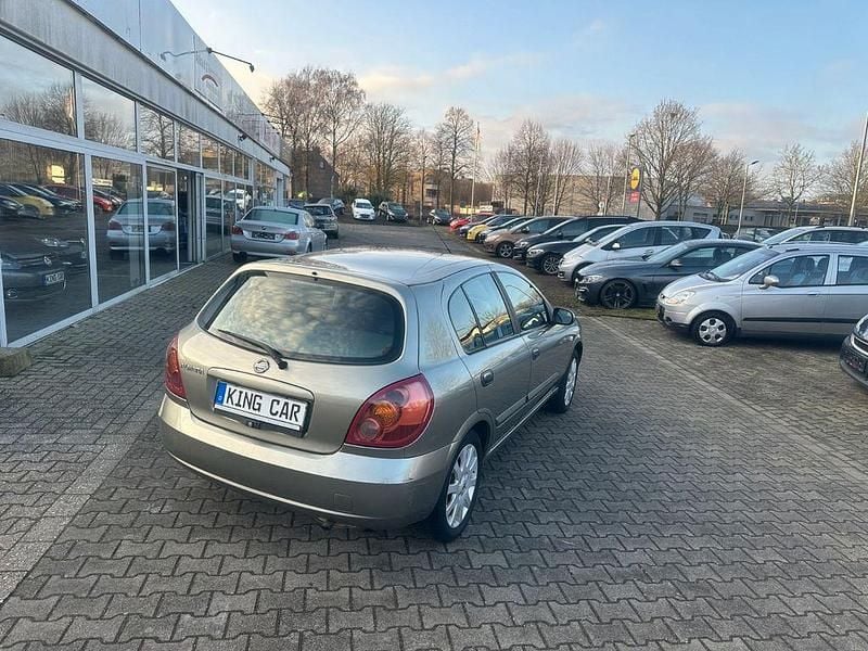Gebraucht Nissan Almera Acenta+ 98 PS (72 kW) 2006 Silber Limousine