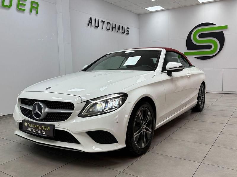 Gebraucht Mercedes C200 184 PS (135 kW) 2019 Polarweiss Cabrio