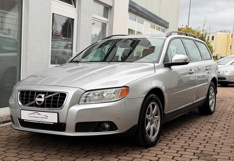 Gebraucht Volvo V70 135 PS (99 kW) 2009 Silber Kombi