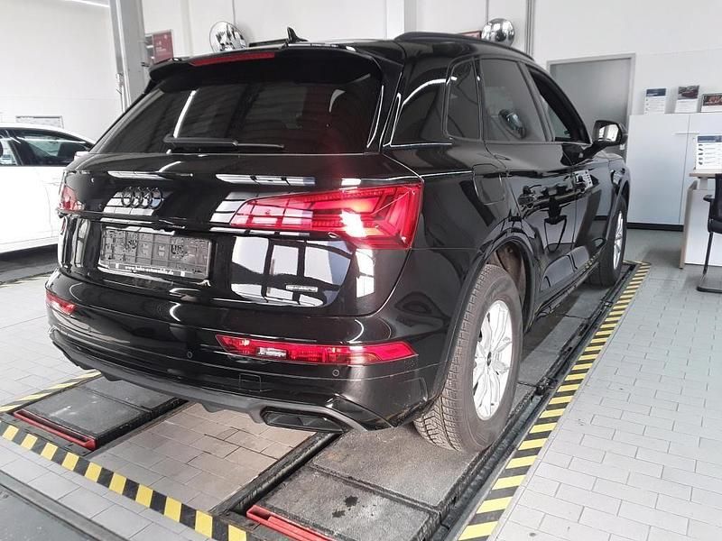 Gebraucht Audi Q5 S-Line 299 PS (219 kW) 2022 Mythosschwarz metallic SUV