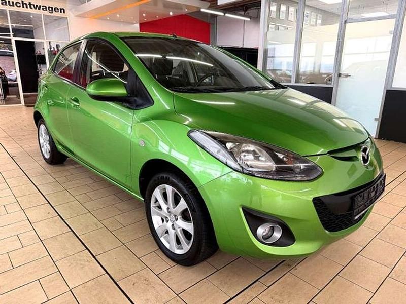Grün Gebraucht 2011 Mazda 2 Active Kleinwagen | 3.450 € (Fairer Preis) - Bild 1/4