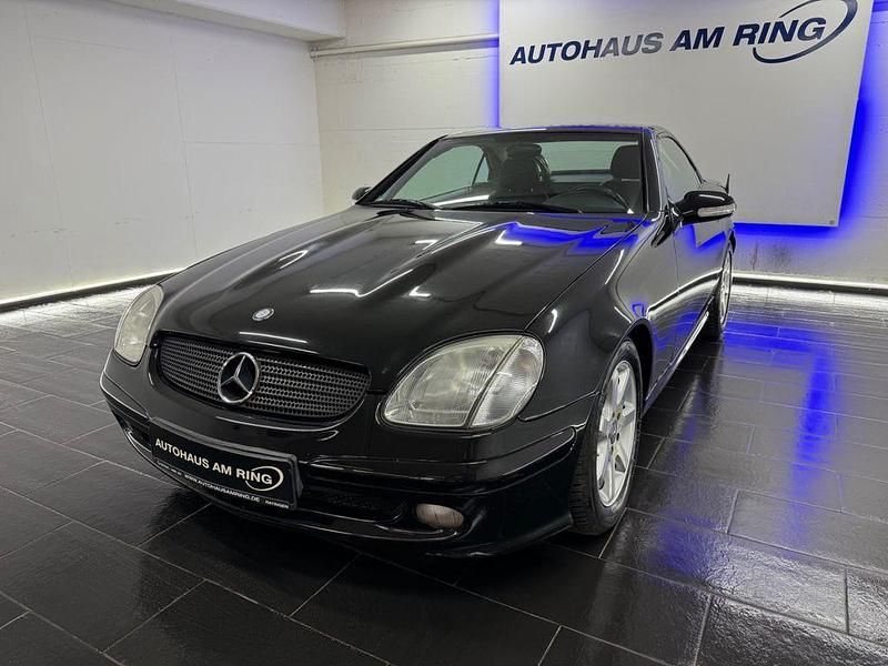 Gebraucht Mercedes SLK230 197 PS (144 kW) 2001 Schwarz Cabrio