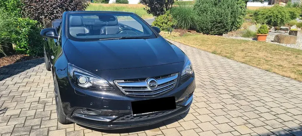 Gebraucht Opel Cascada 140 PS (102 kW) 2016 Schwarz Cabrio