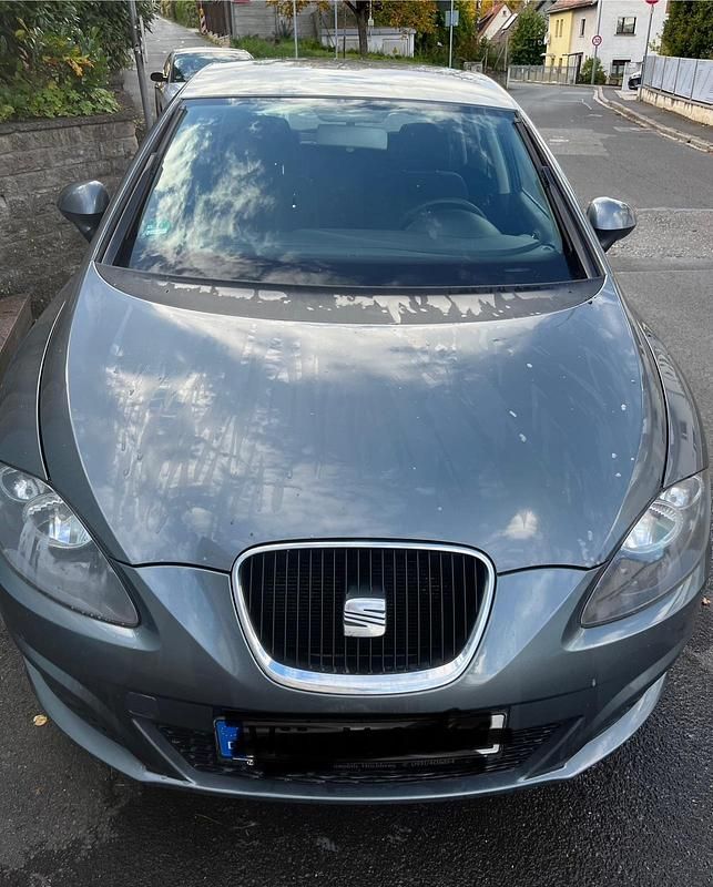 Grau Gebraucht 2011 Seat Leon Copa Kleinwagen | 3.800 € (Fairer Preis) - Bild 1/4
