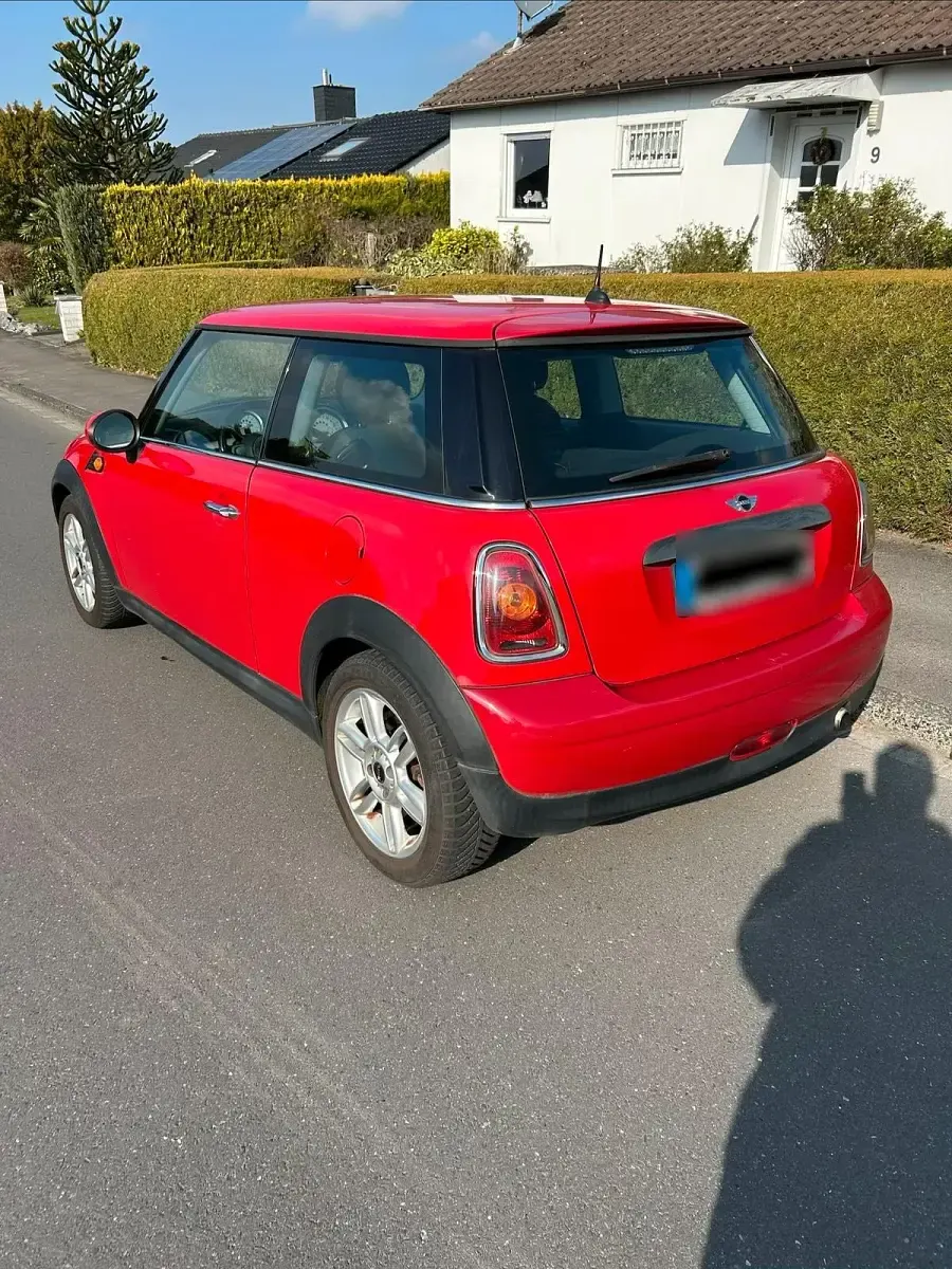 Usata Mini Cooper 75 CV (55 kW) 2009 Rosso Utilitaria