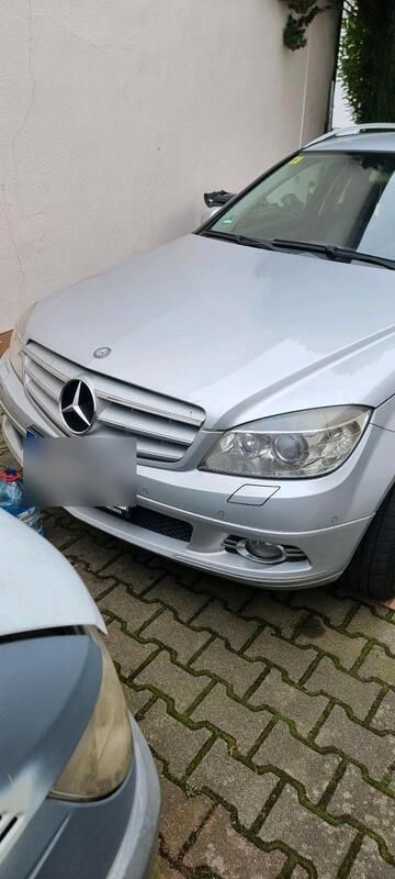 Silber Gebraucht 2009 Mercedes C220 Kombi | 2.800 € - Bild 1/4