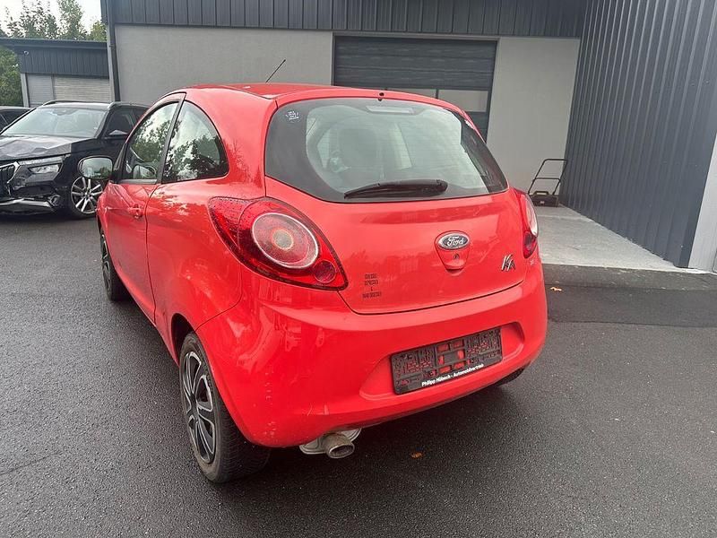 Gebraucht Ford Ka Trend 69 PS (50 kW) 2009 Rot Kleinwagen