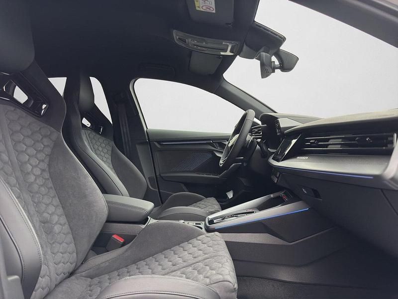 Gebraucht Audi RS3 Sportback Advanced 400 PS (294 kW) 2026 Arkonaweiß Kleinwagen