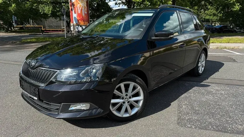 Gebraucht Skoda Fabia Joy 75 PS (55 kW) 2016 Schwarz Kombi