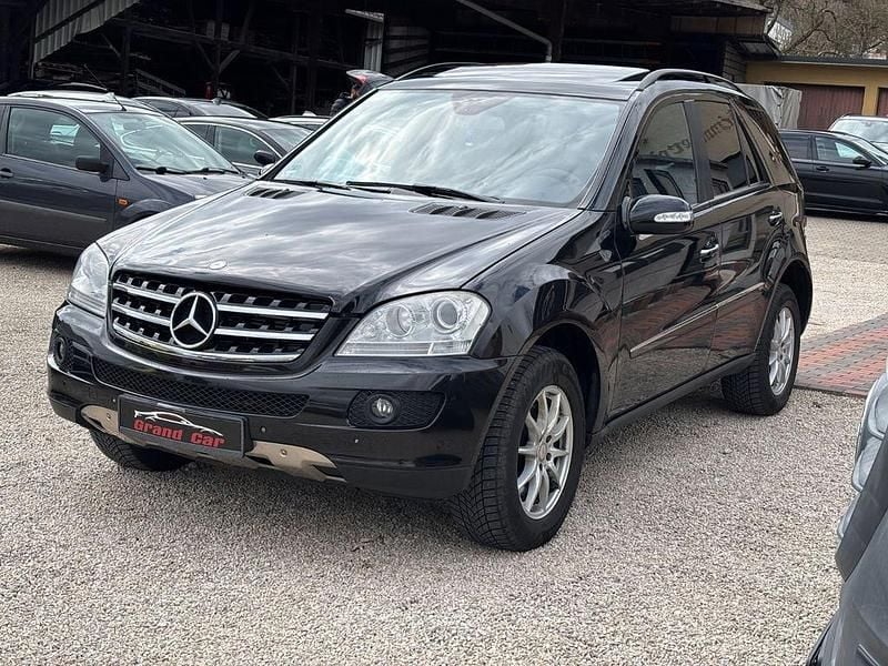 Gebraucht Mercedes ML320 224 PS (164 kW) 2007 Schwarz SUV