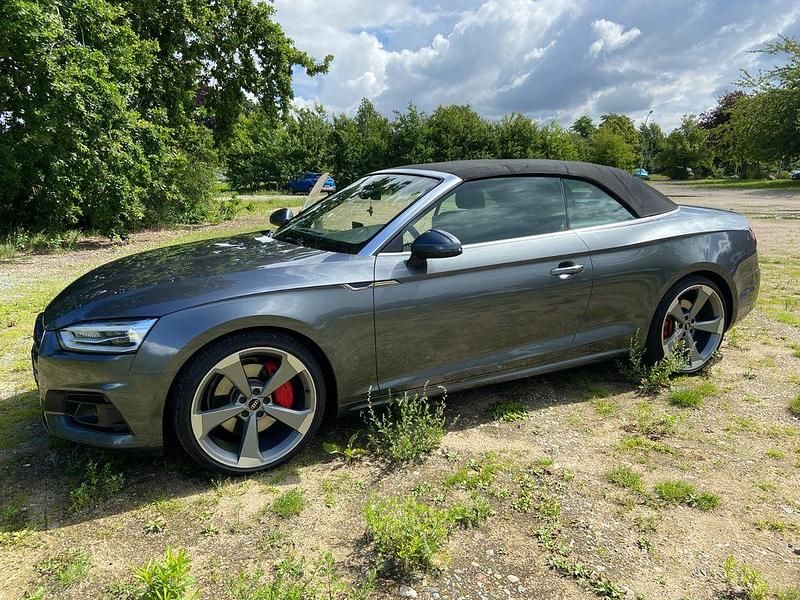Grau Gebraucht 2018 Audi A5 Cabriolet Design Cabrio | 28.500 € (Guter Preis) - Bild 1/4