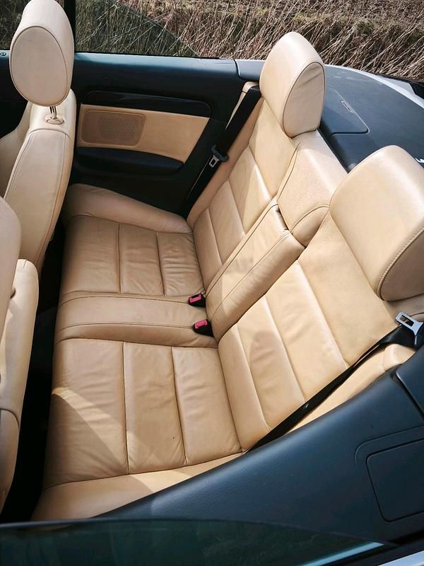 Gebraucht Audi A4 163 PS (119 kW) 2004 Blau Cabrio