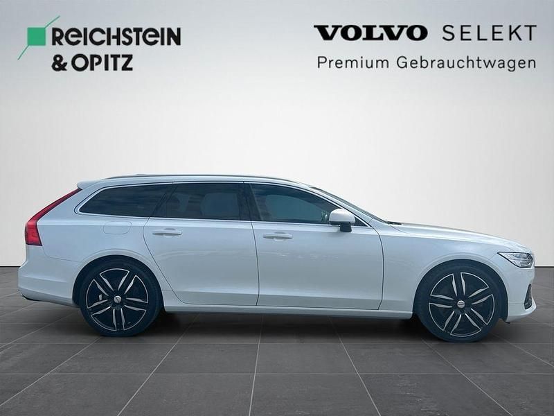 Gebraucht Volvo V90 R-Design 235 PS (172 kW) 2017 Crystal white Kombi