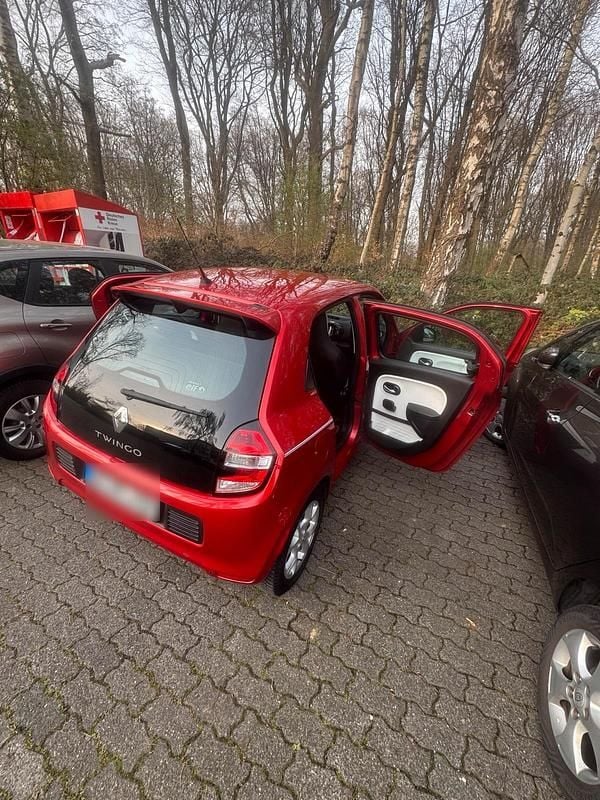 Gebraucht Renault Twingo 71 PS (52 kW) 2015 Rot Kleinwagen