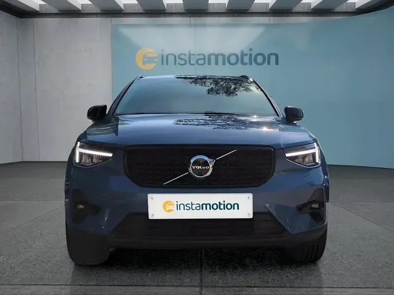 Gebraucht Volvo XC40 Plus 163 PS (119 kW) 2023 Blau SUV