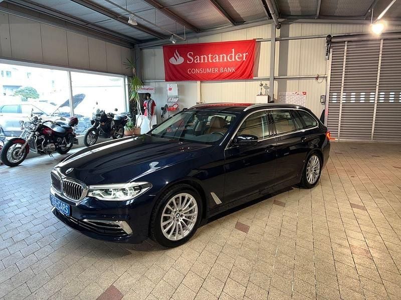 Blau Gebraucht 2019 BMW 530 Luxury Line Kombi | 23.750 € (Superpreis) - Bild 1/4