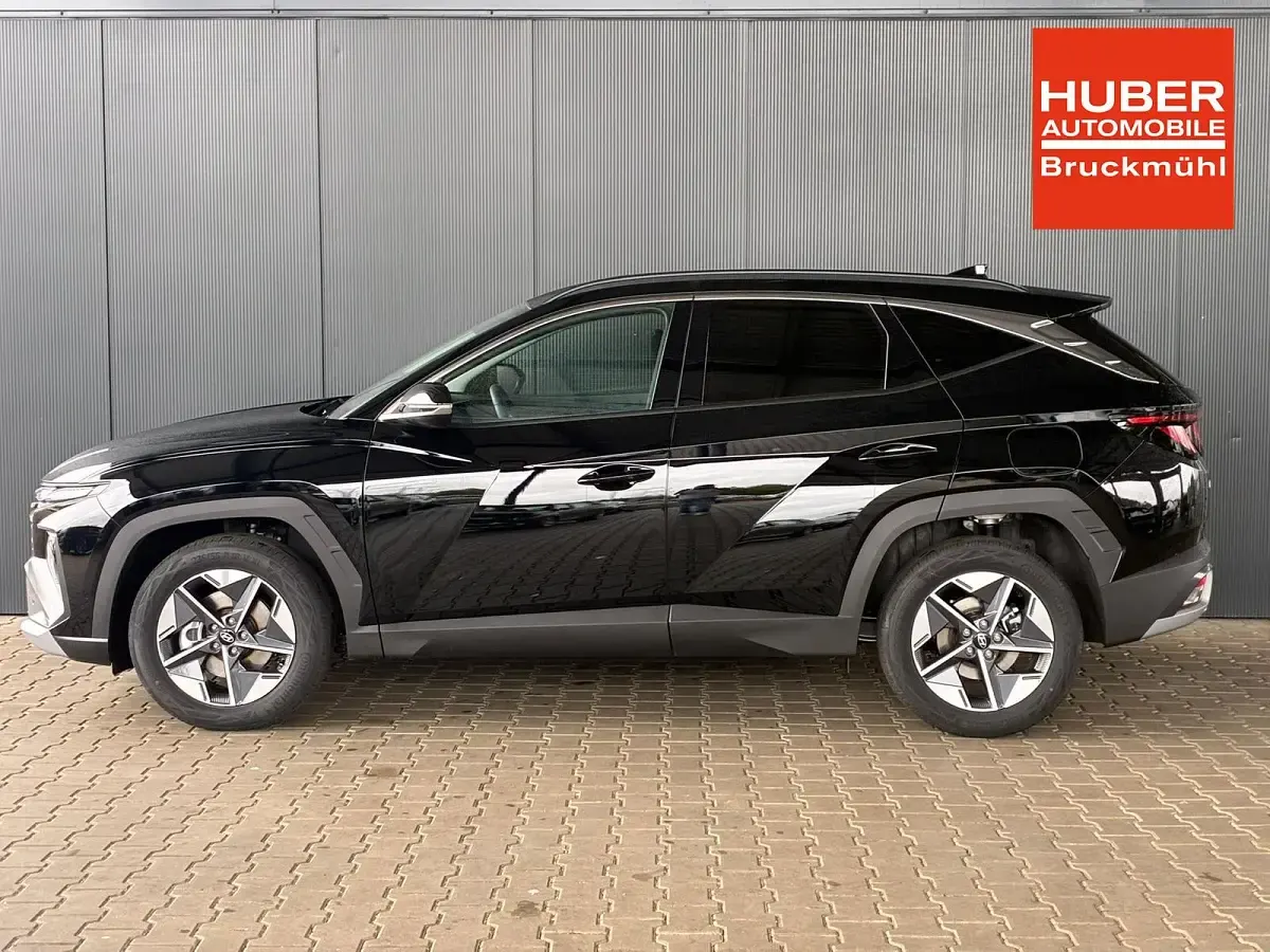 Neu Hyundai Tucson Style 150 PS (110 kW) 2026 Abyss black SUV