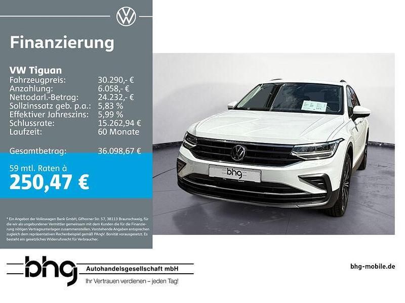 Weiß Gebraucht 2023 VW Tiguan Life SUV | 30.290 € (Fairer Preis) - Bild 1/4