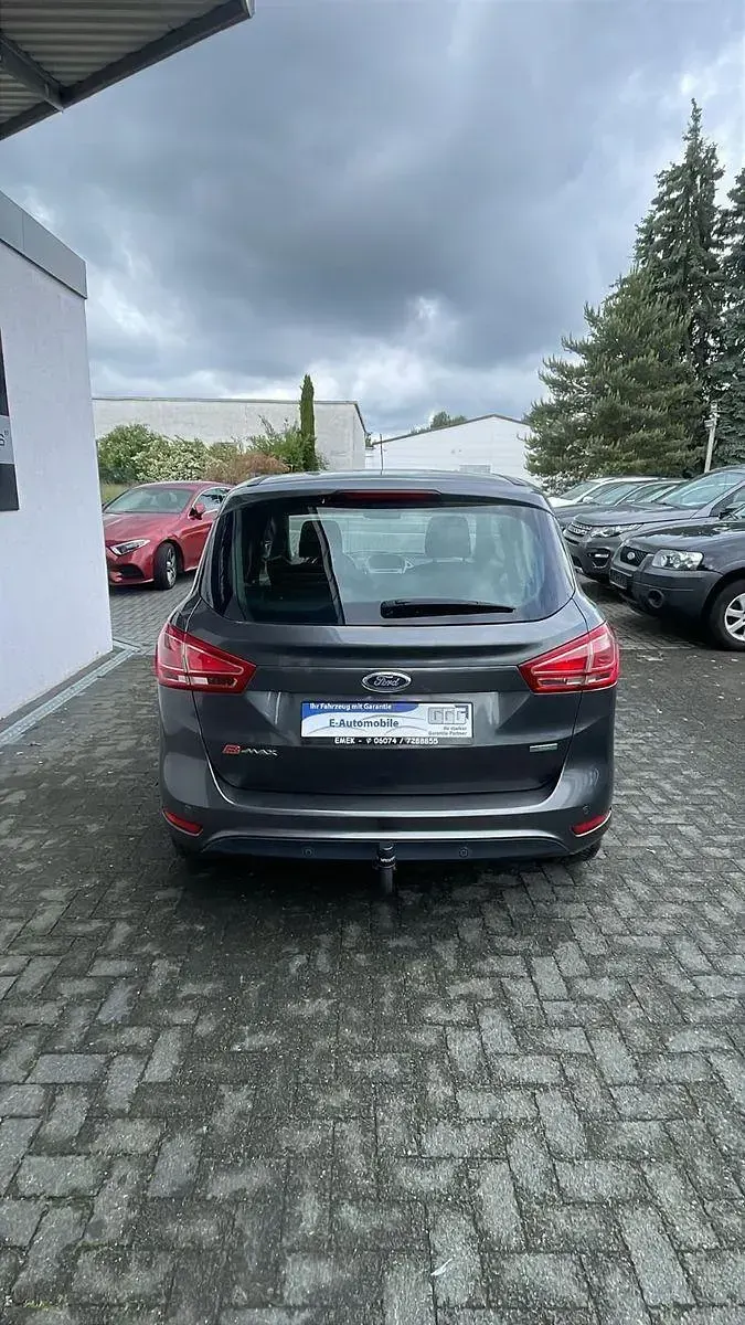 Gebraucht Ford B-MAX SYNC Edition 125 PS (91 kW) 2016 Grau Van / Kleinbus