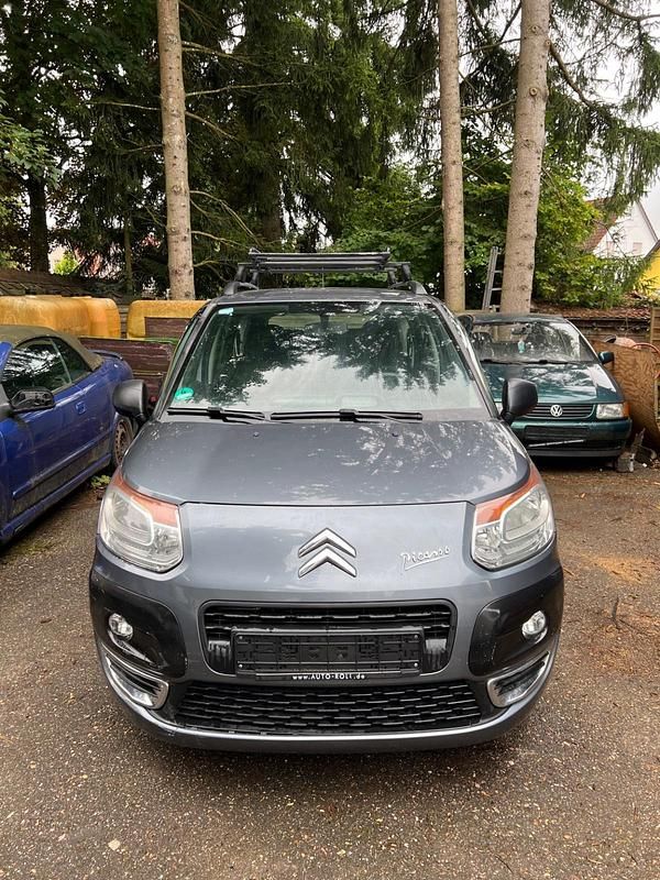 Grau Gebraucht 2010 Citroën C3 Picasso Van / Kleinbus | 1.650 € (Superpreis) - Bild 1/4