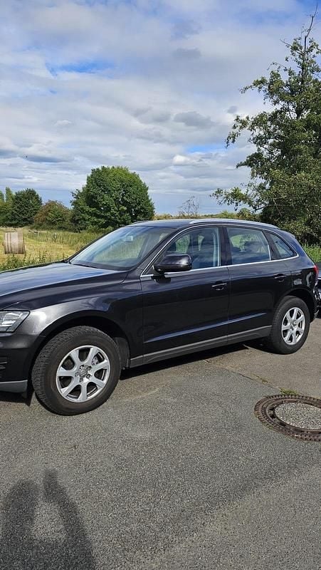 Braun Gebraucht 2011 Audi Q5 SUV | 9.950 € (Superpreis) - Bild 1/4