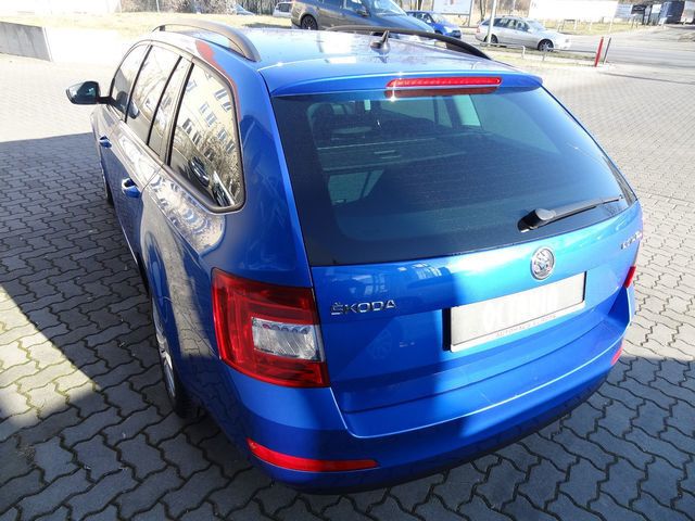 Gebraucht Skoda Octavia Ambition 140 PS (102 kW) 2013 Blau metallic Kombi