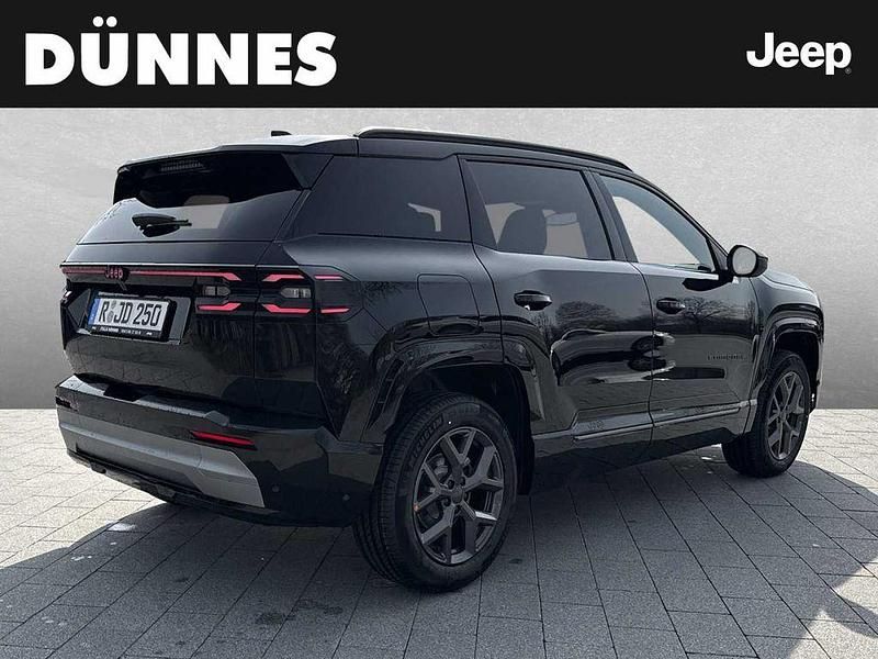 Neu Jeep Compass 136 PS (100 kW) 2026 Schwarz (vulcano black) SUV