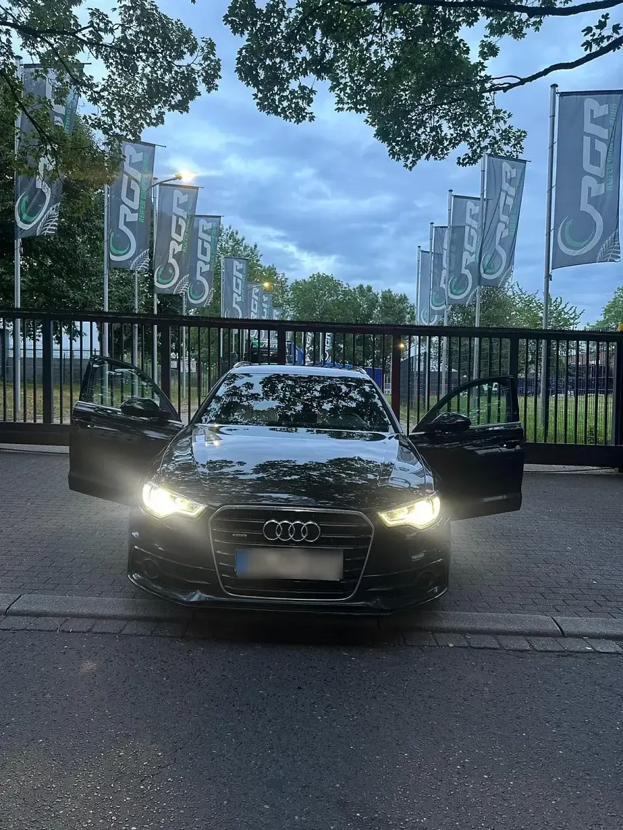 Gebraucht Audi A6 Comfort 245 PS (180 kW) 2015 Schwarz Kombi