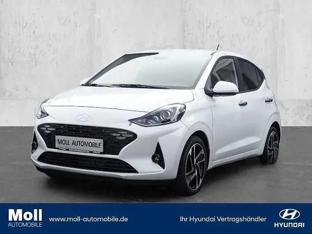 Weiß Neu 2024 Hyundai i10 Prime Kleinwagen | 17.480 € (Fairer Preis) - Bild 1/4