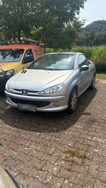 Silber Gebraucht 2006 Peugeot 206 CC Cabrio | 500 € (Superpreis) - Bild 1/4