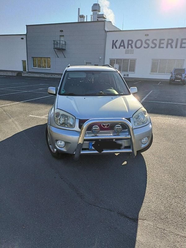 Gebraucht Toyota RAV4 150 PS (110 kW) 2005 Silber SUV