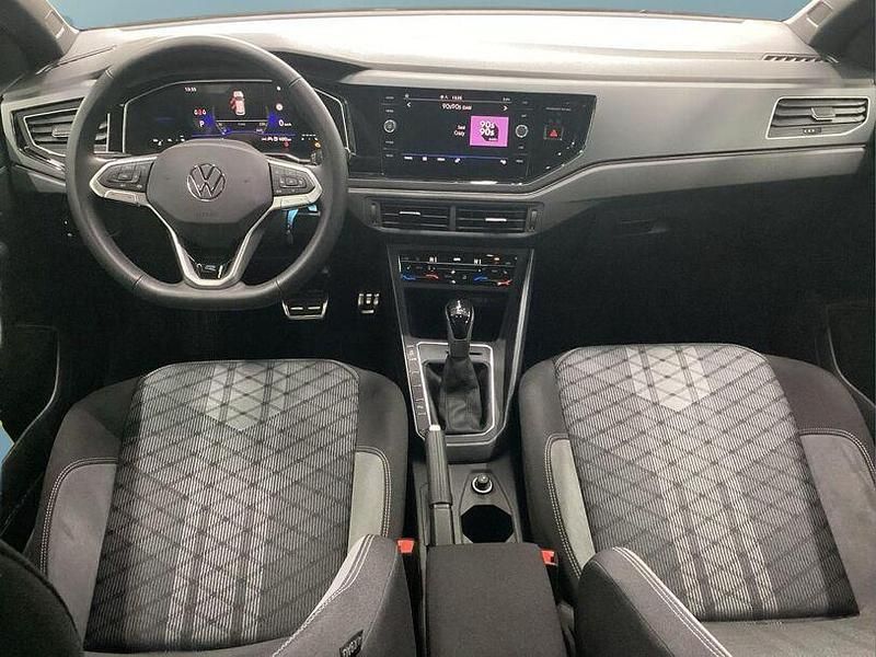 Gebraucht VW Taigo R-line 116 PS (85 kW) 2025 Grau SUV