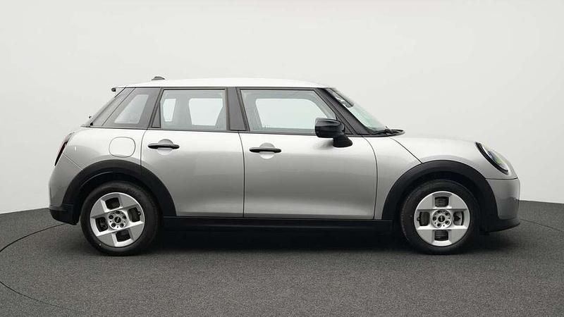 Usata Mini Cooper Classic 156 CV (114 kW) 2024 Grigio Utilitaria