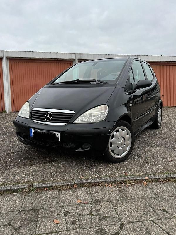 Schwarz Gebraucht 2001 Mercedes A160 Classic Kleinwagen | 1.389 € (Fairer Preis) - Bild 1/4
