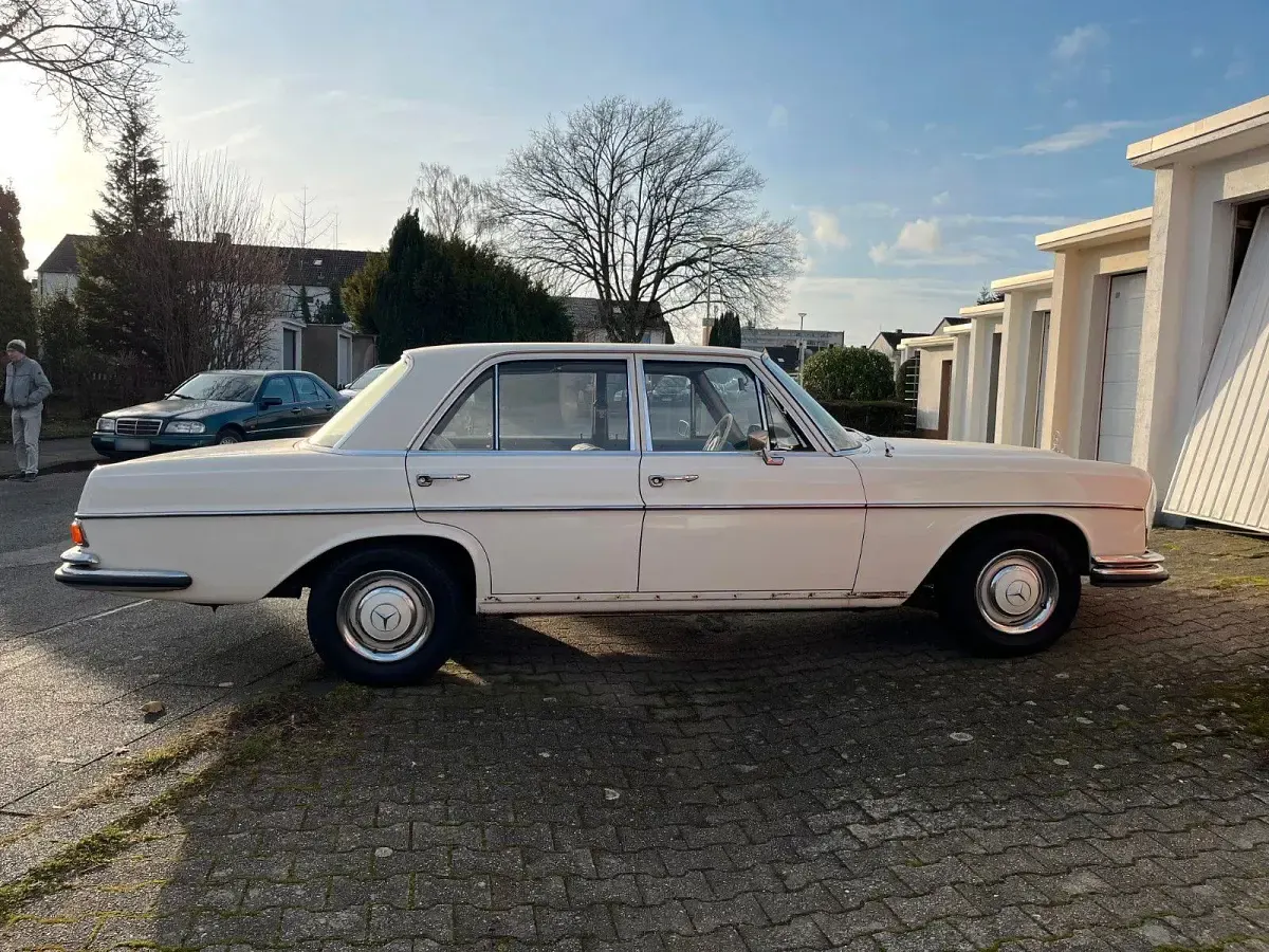 Gebraucht Mercedes W108 129 PS (94 kW) 1967 Weiß Limousine