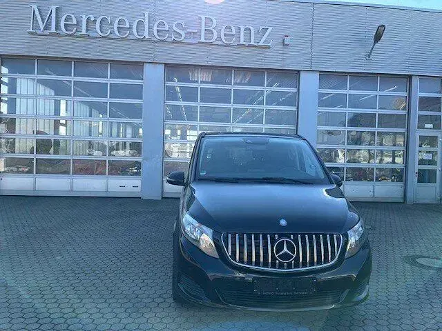 Gebraucht Mercedes V250 Edition 190 PS (139 kW) 2017 Schwarz Van / Kleinbus