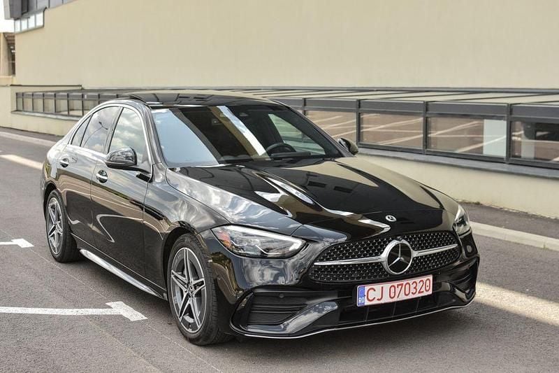 Schwarz Gebraucht 2023 Mercedes C300 Limousine | 40.900 € (Fairer Preis) - Bild 1/4