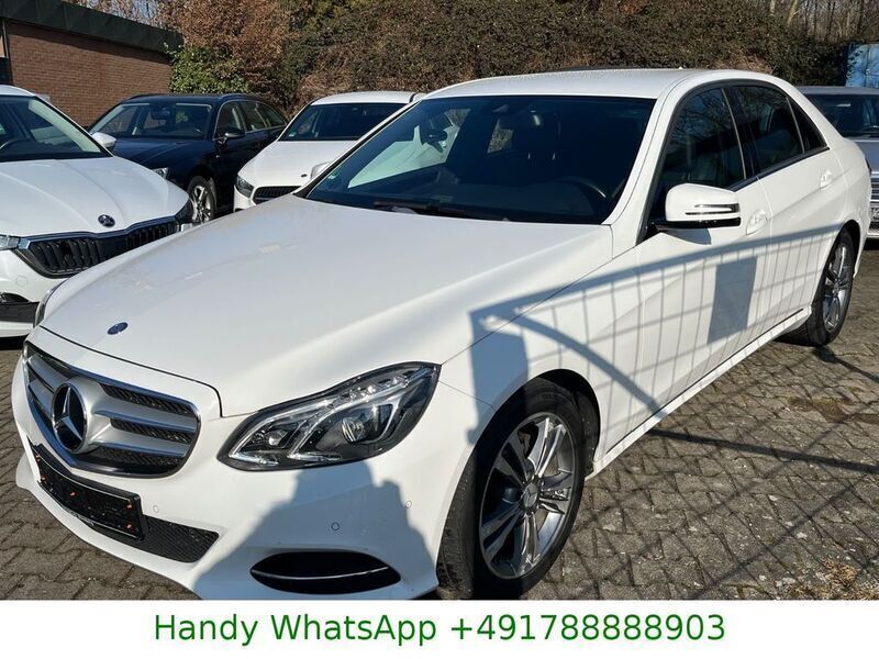 Weiß Gebraucht 2015 Mercedes E220 Avantgarde Limousine | 19.590 € (Fairer Preis) - Bild 1/4