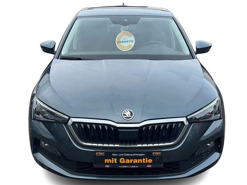 Gebraucht Skoda Scala Ambiente 150 PS (110 kW) 2020 Grau Kleinwagen