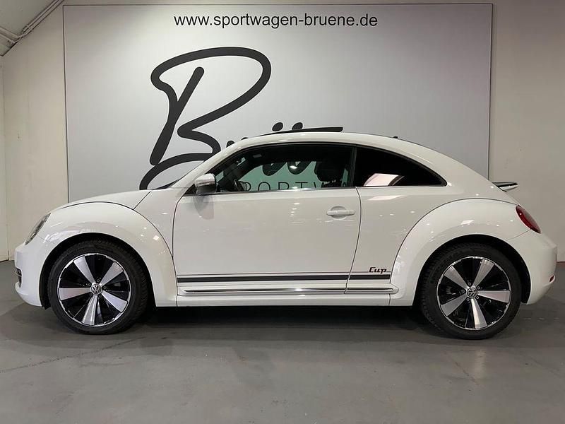 Weiß Gebraucht 2015 VW Beetle Cup Limousine | 17.500 € (Teuer) - Bild 1/4